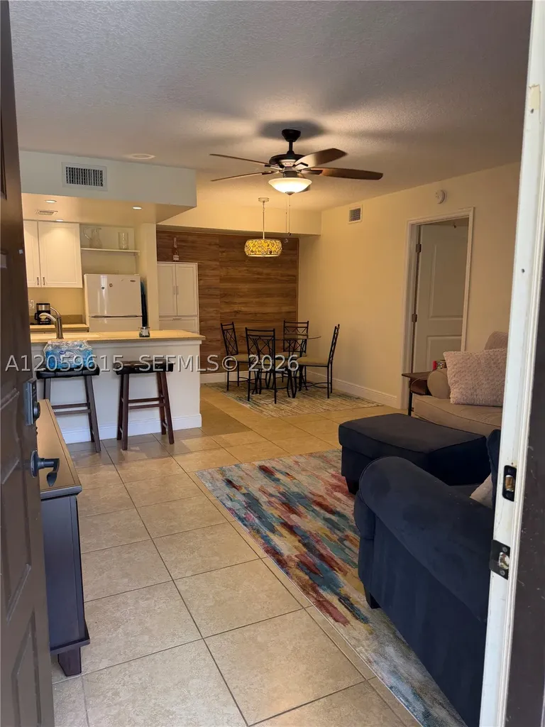 4701 E Lucerne Lakes Boulevard E Lake Worth FL 33467