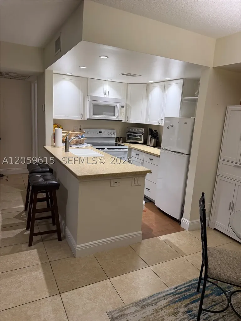 4701 E Lucerne Lakes Boulevard E Lake Worth FL 33467
