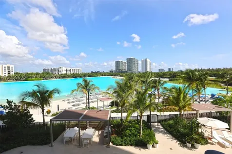 2411 Laguna Circle North Miami FL 33181