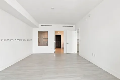2411 Laguna Circle North Miami FL 33181