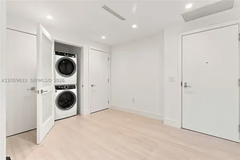 2411 Laguna Circle North Miami FL 33181