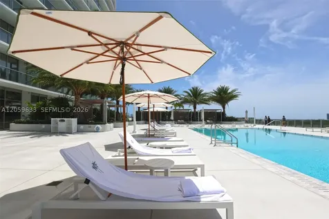 2411 Laguna Circle North Miami FL 33181