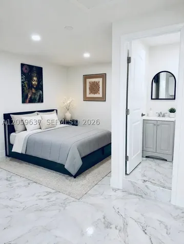 3366 72nd Avenue NE Naples FL 34120