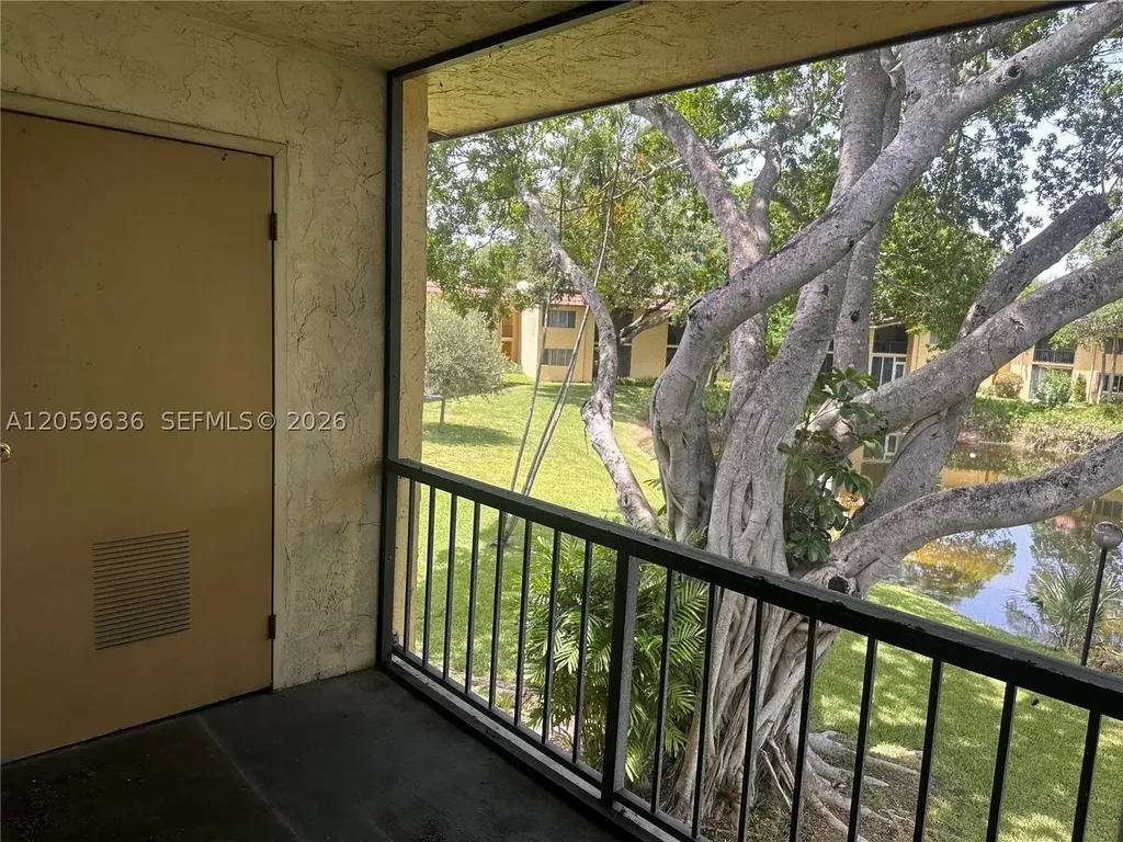 818 SW 9th Street Circle Boca Raton FL 33486