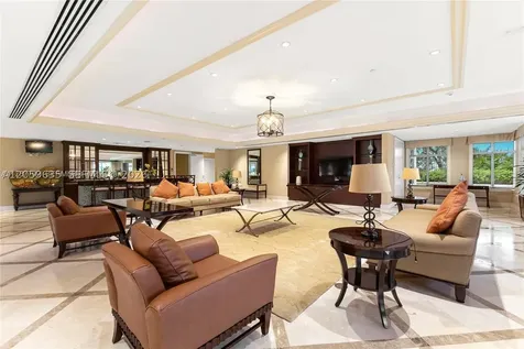 19900 E Country Club Drive Aventura FL 33180