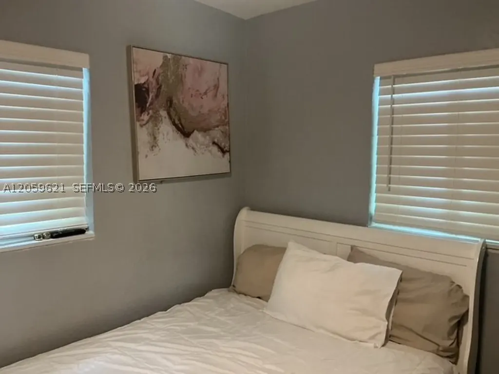 6404 Grant Court Hollywood FL 33024