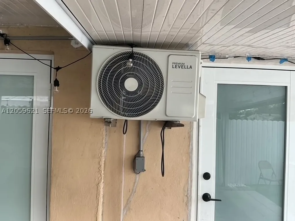 6404 Grant Court Hollywood FL 33024