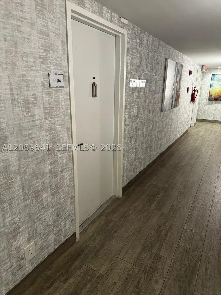 2301 S Ocean Drive Hollywood FL 33019