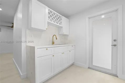 129 SW 9th Avenue Miami FL 33130