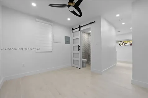 129 SW 9th Avenue Miami FL 33130