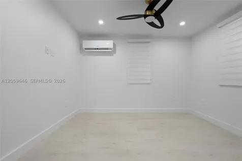 129 SW 9th Avenue Miami FL 33130