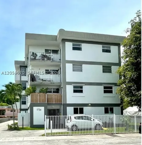 1736 SW 19th Street Miami FL 33145