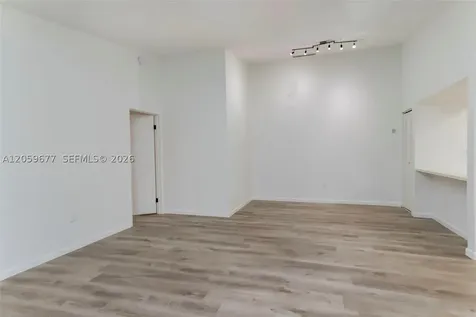 931 NE 199th Street Miami FL 33179
