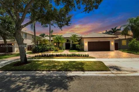 13746 NW 21st Street Pembroke Pines FL 33028