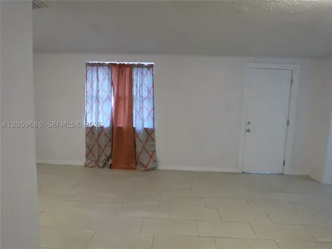 1135 E Voorhis Avenue DeLand FL 32724