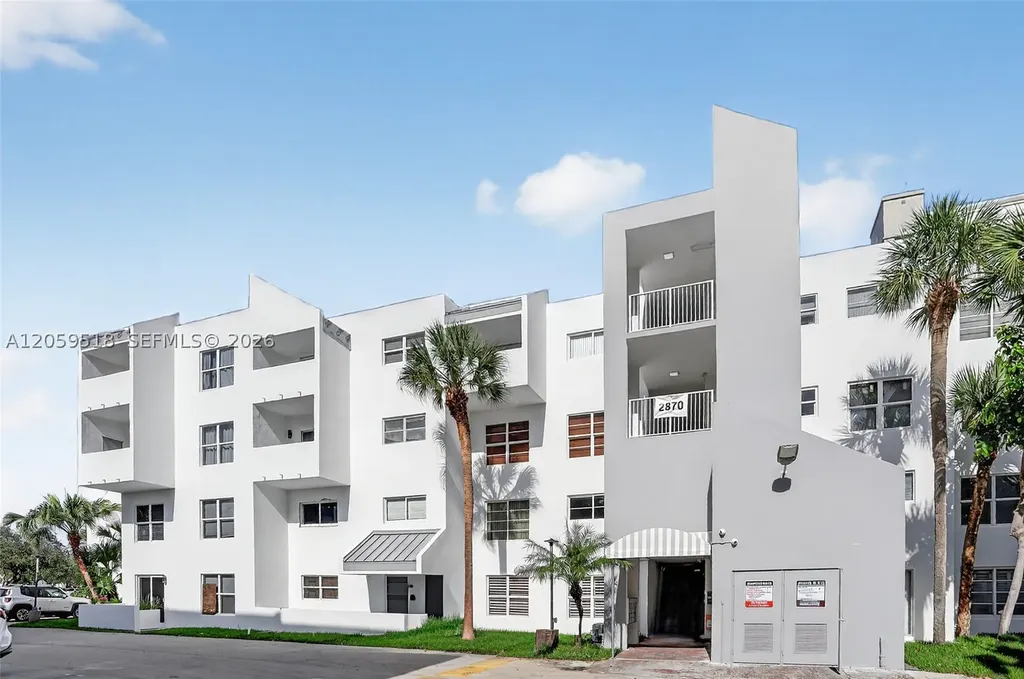 2870 NE 14th St Causeway Pompano Beach FL 33062