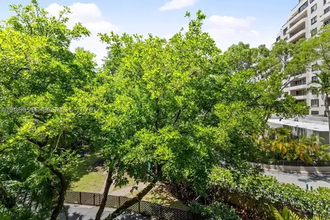 181 Crandon Boulevard Key Biscayne FL 33149