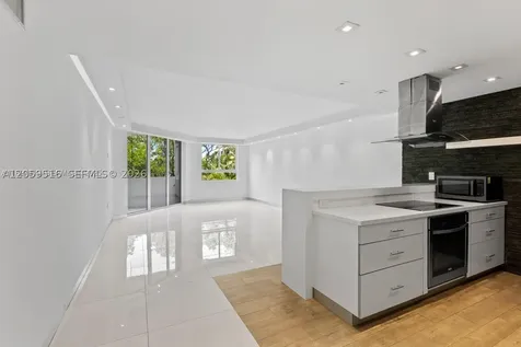 181 Crandon Boulevard Key Biscayne FL 33149
