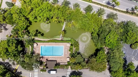 181 Crandon Boulevard Key Biscayne FL 33149