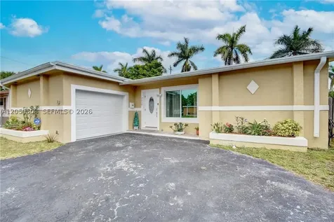 2330 NW 81st Avenue Sunrise FL 33322