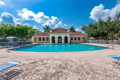 5271 SW 141st Terrace Miramar FL 33027