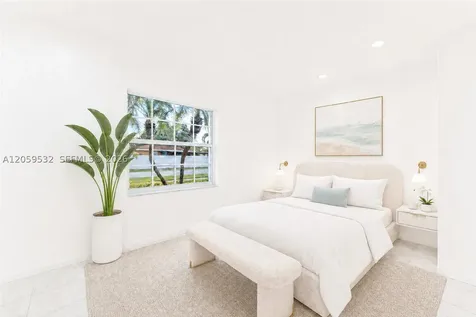 10835 SW 152nd Terrace Miami FL 33157