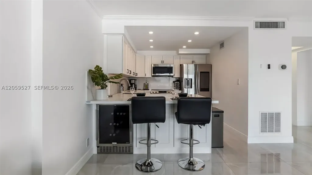 2900 NE 30th Street Fort Lauderdale FL 33306