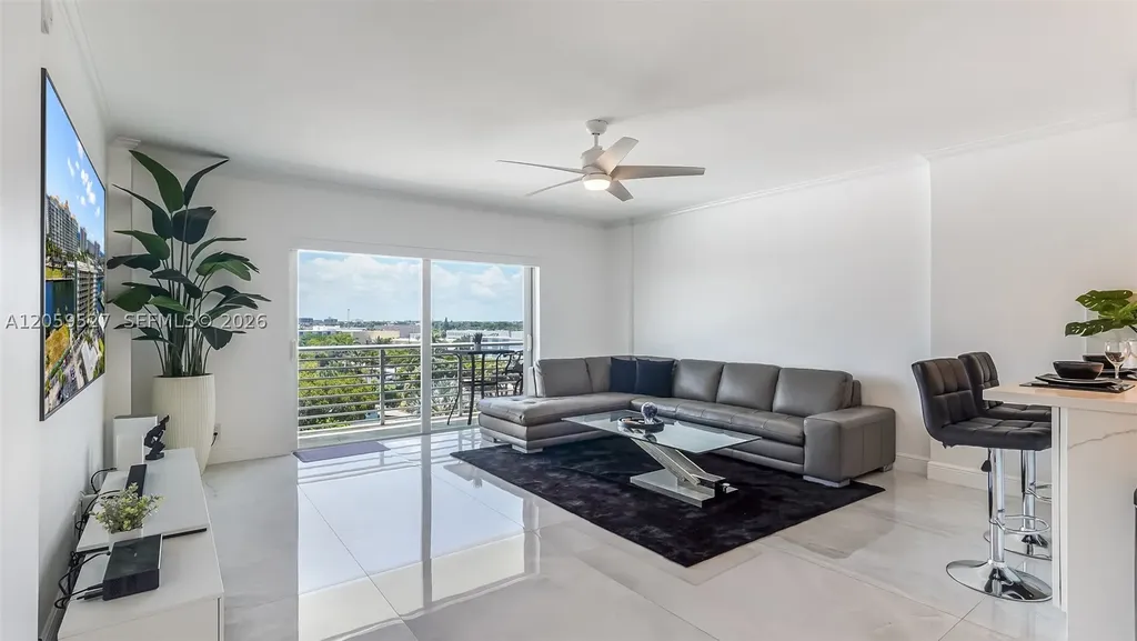 2900 NE 30th Street Fort Lauderdale FL 33306