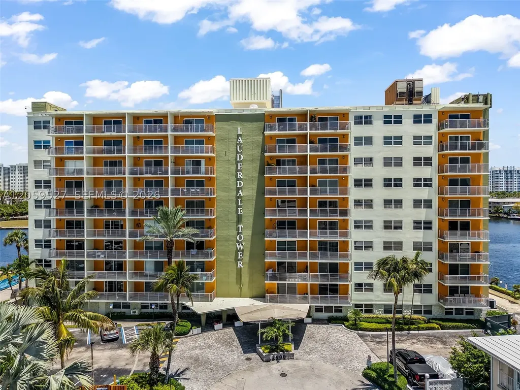 2900 NE 30th Street Fort Lauderdale FL 33306