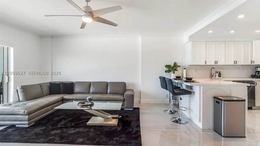 2900 NE 30th Street Fort Lauderdale FL 33306