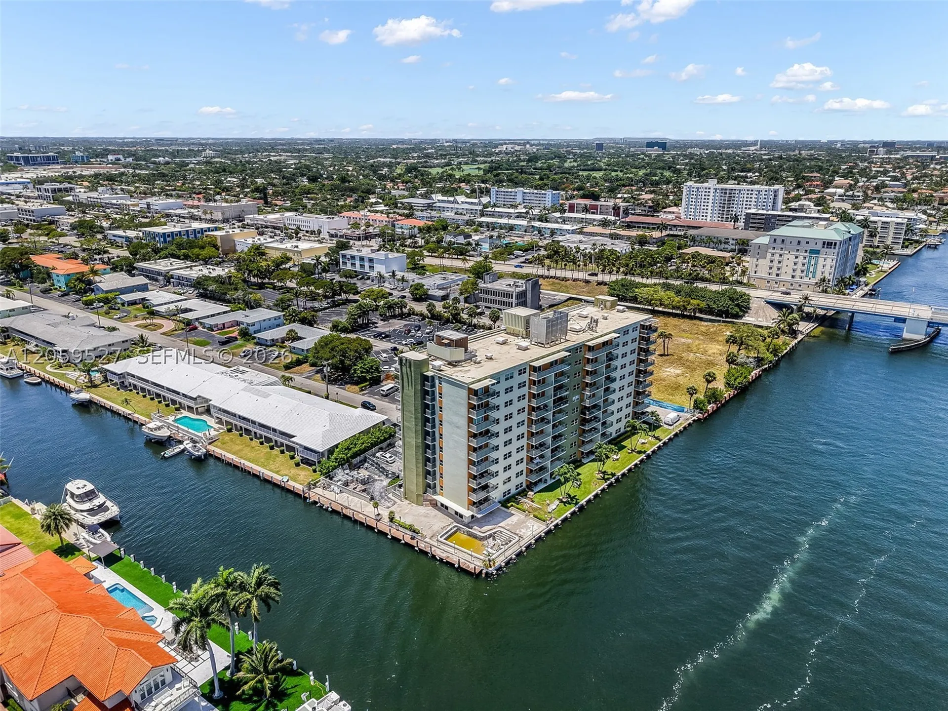 2900 NE 30th Street Fort Lauderdale FL 33306