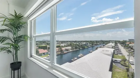 2900 NE 30th Street Fort Lauderdale FL 33306