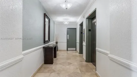 2900 NE 30th Street Fort Lauderdale FL 33306