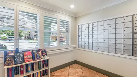 2900 NE 30th Street Fort Lauderdale FL 33306