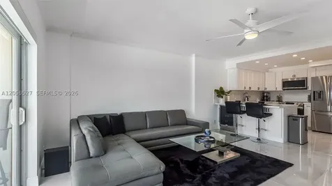 2900 NE 30th Street Fort Lauderdale FL 33306