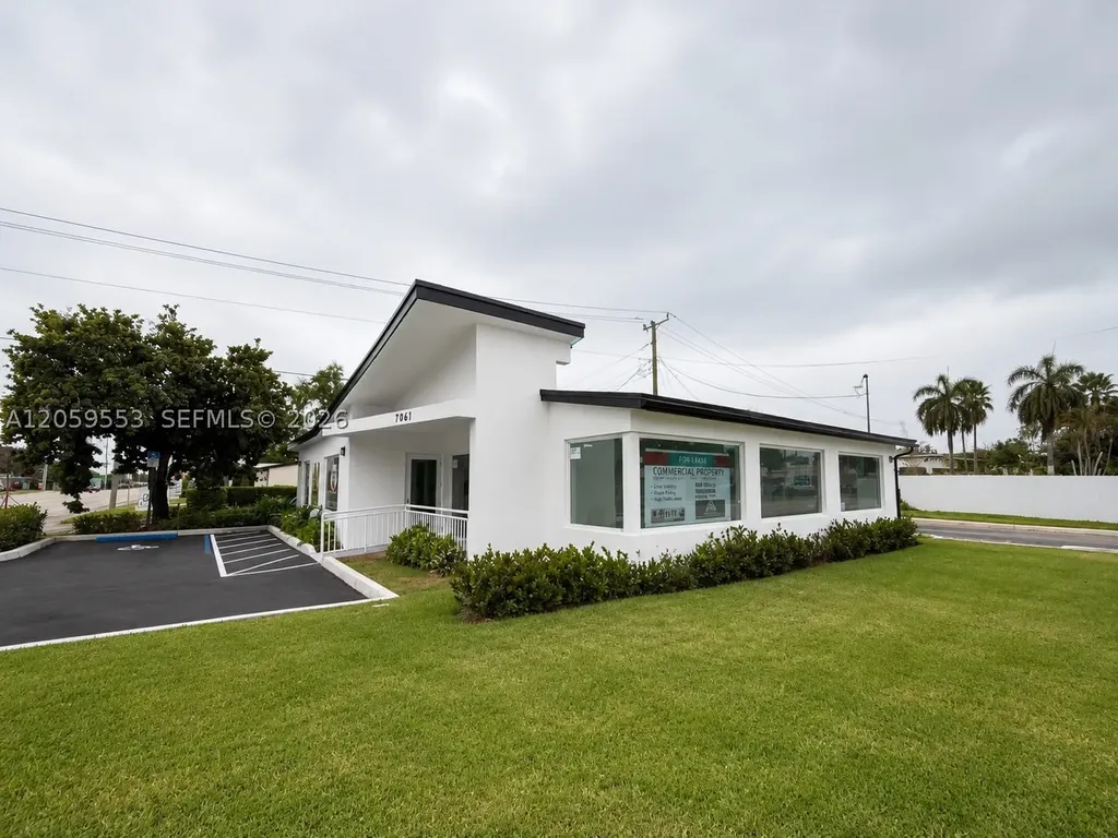 7061 Taft Street Hollywood FL 33024
