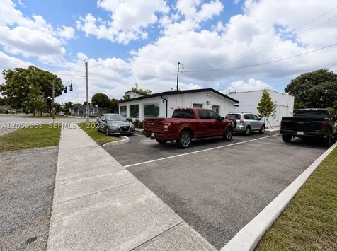 7061 Taft Street Hollywood FL 33024