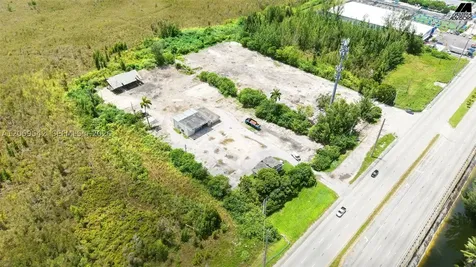 90 NW 137th Avenue Miami FL 33182