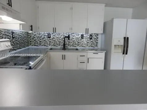 12300 SW 18 Te Miami FL 33175