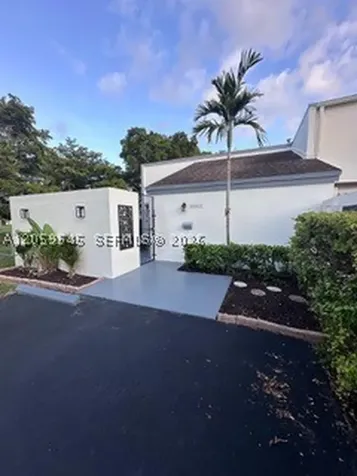 12300 SW 18 Te Miami FL 33175
