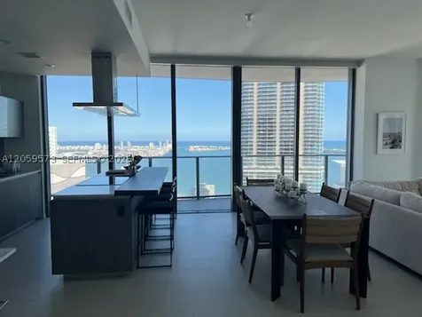 Miami FL 33131