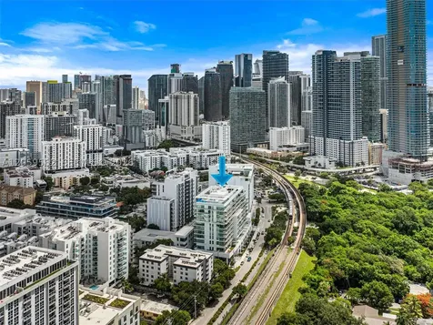 1600 SW 1st Avenue Miami FL 33129
