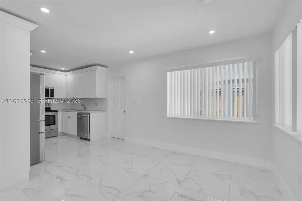 3120 SW 17th Street Fort Lauderdale FL 33312
