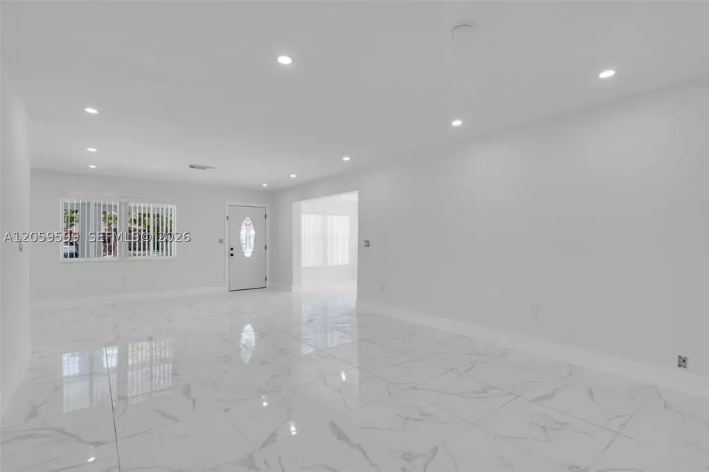3120 SW 17th Street Fort Lauderdale FL 33312