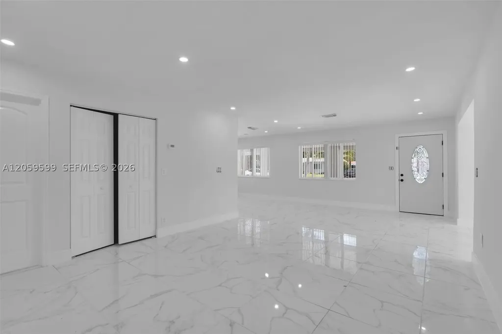 3120 SW 17th Street Fort Lauderdale FL 33312