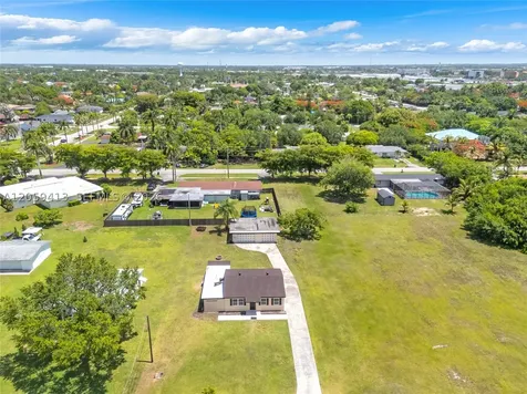 378 SW 6th Street Florida City FL 33034