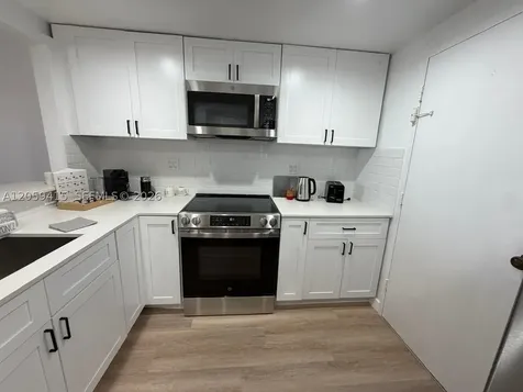 3725 S Ocean Drive Hollywood FL 33019
