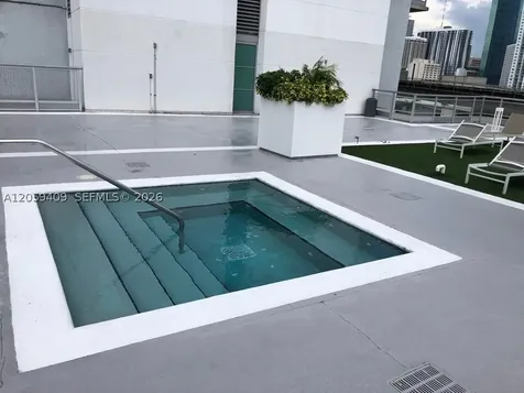 690 SW 1st Court Miami FL 33130