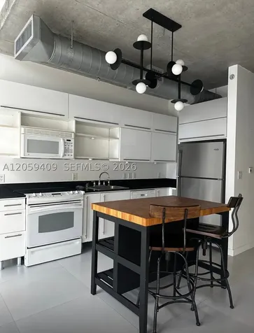 690 SW 1st Court Miami FL 33130