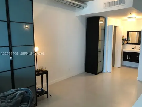 690 SW 1st Court Miami FL 33130